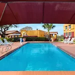 Quality Inn & Suites I-35 Near Frost Bank Center 